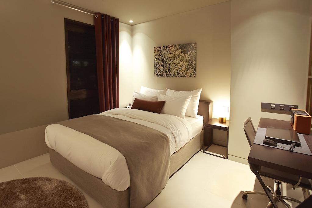Js The Classic Hotel Osan Rom bilde